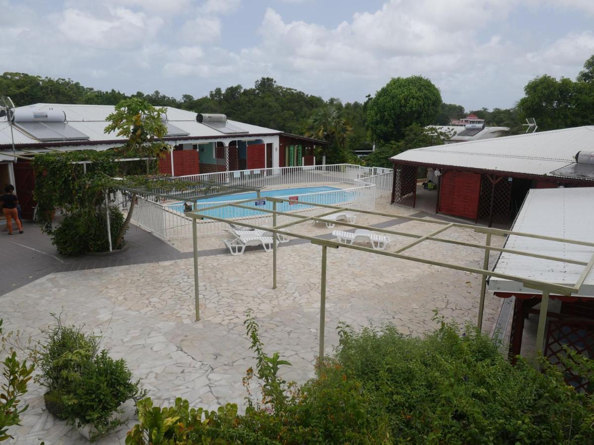 Les Gites De L'Union Les Abymes Exterior photo