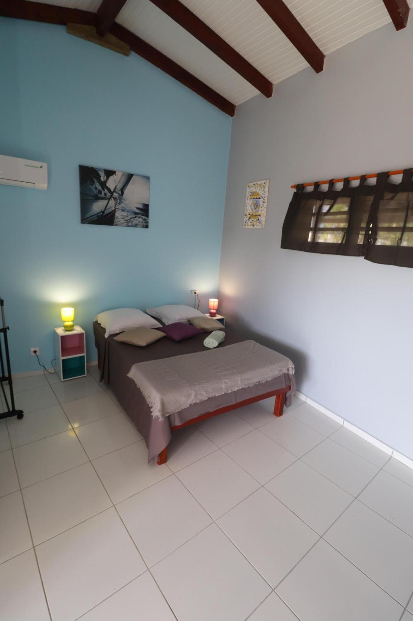 Les Gites De L'Union Les Abymes Room photo