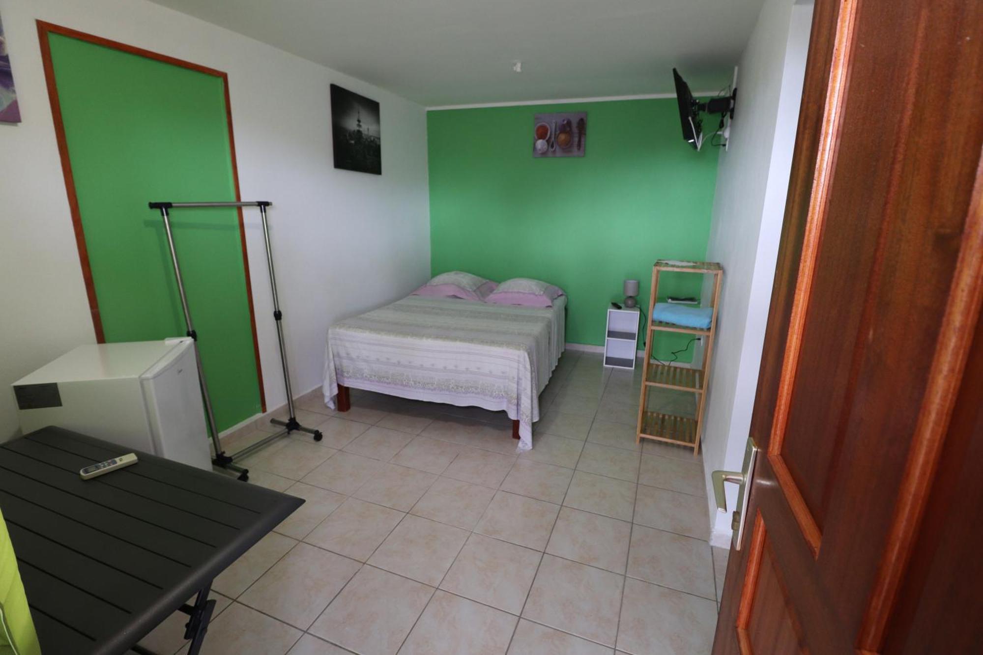 Les Gites De L'Union Les Abymes Room photo