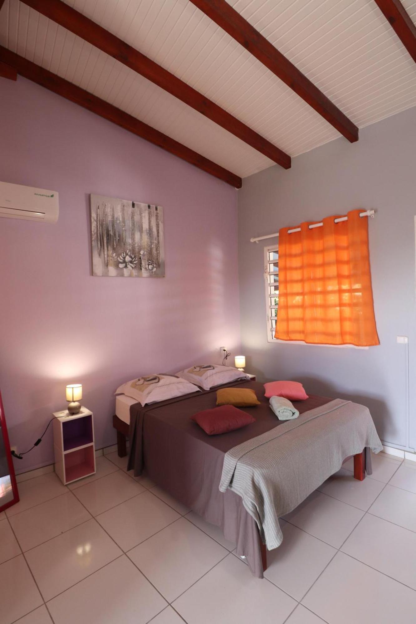 Les Gites De L'Union Les Abymes Room photo