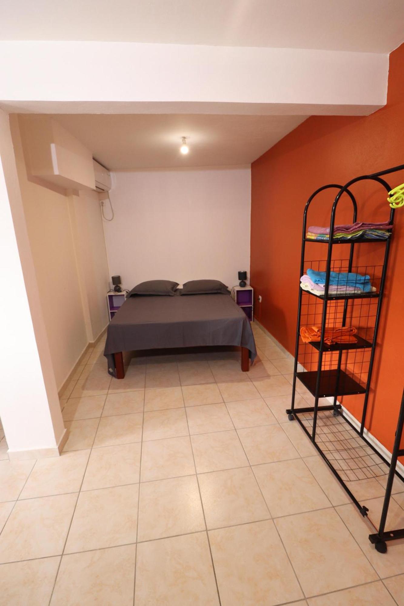 Les Gites De L'Union Les Abymes Room photo