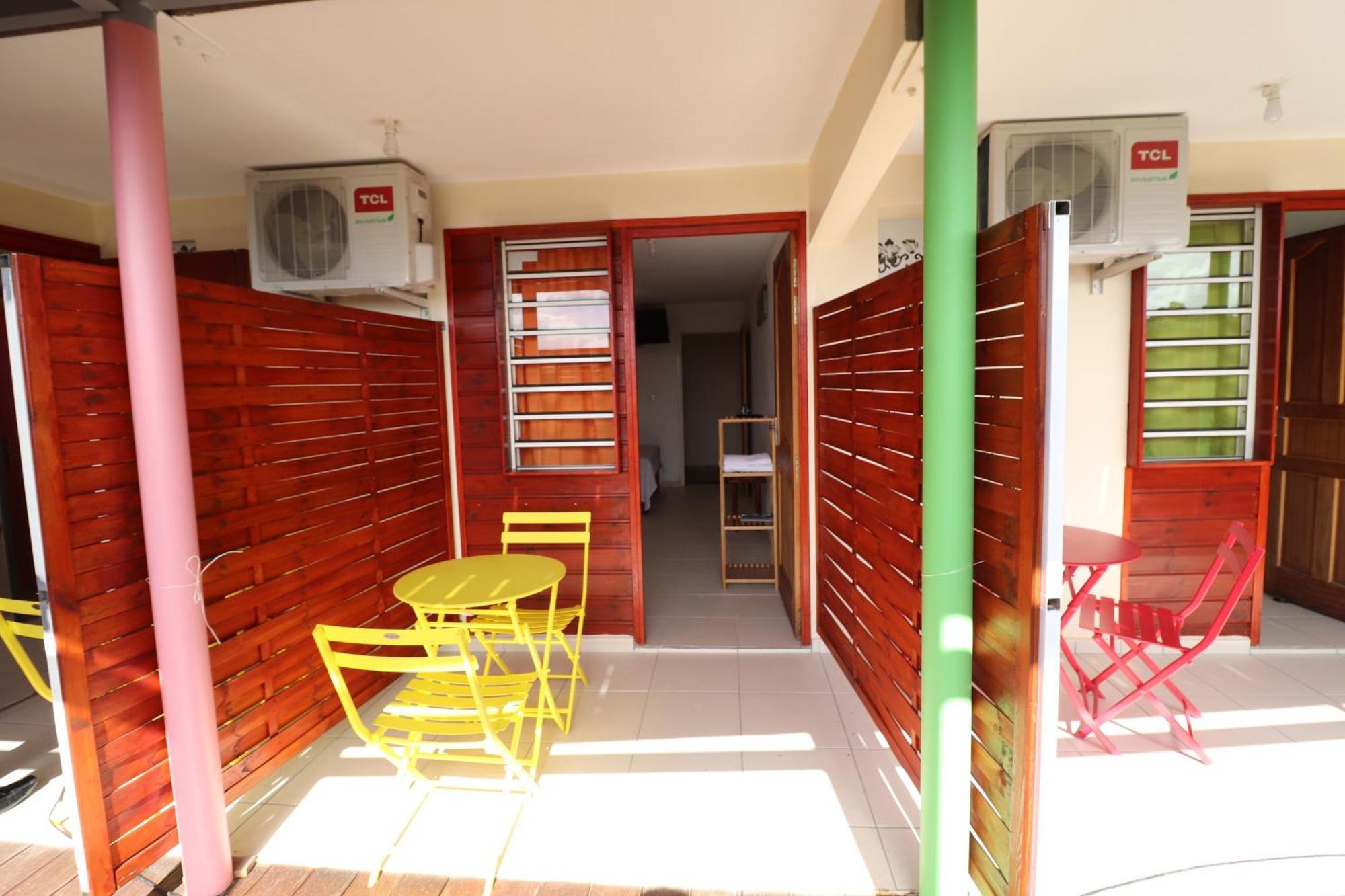 Les Gites De L'Union Les Abymes Room photo